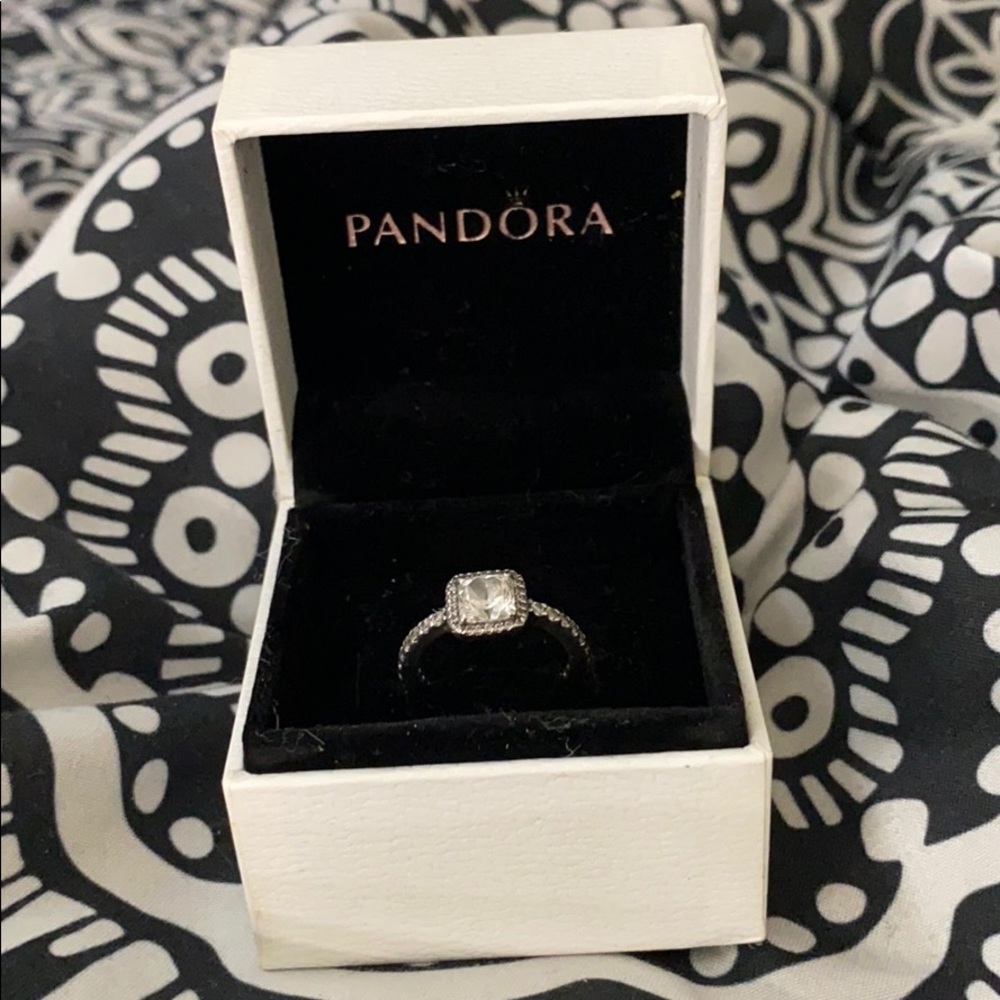 Pandora Cubic ring